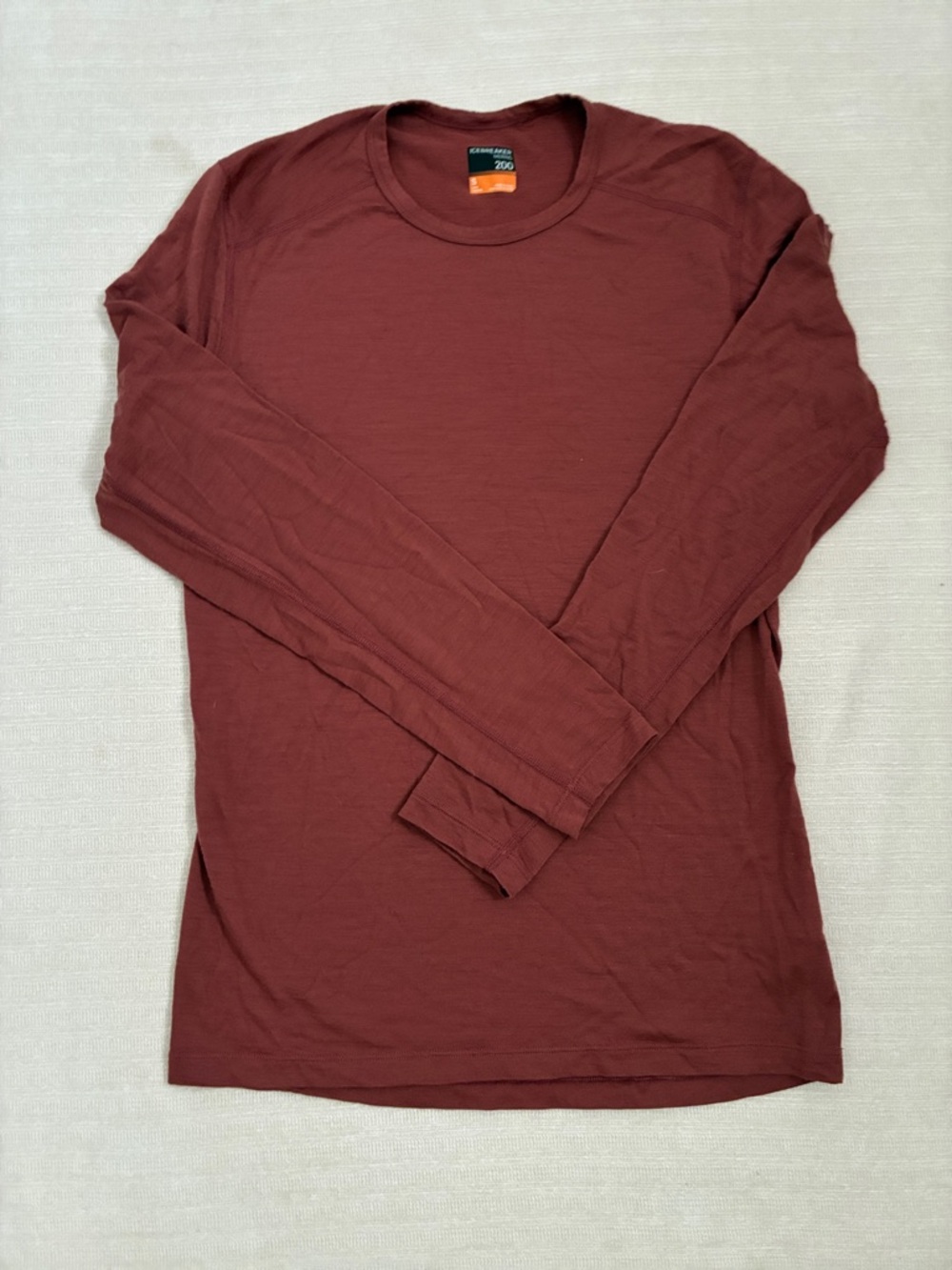 Icebreaker Men’s 200 Merino long sleeve shirt